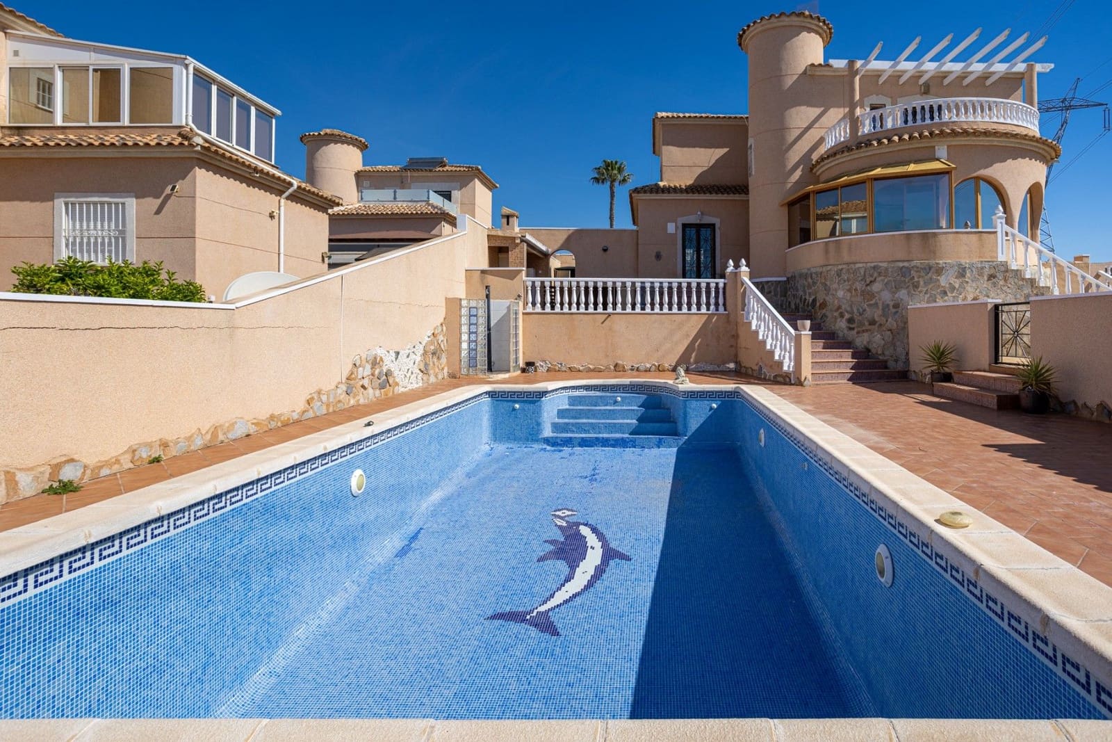 5 bedroom Villa for sale in Benijofar with pool garage - € 449,900 (Ref: 9869354)