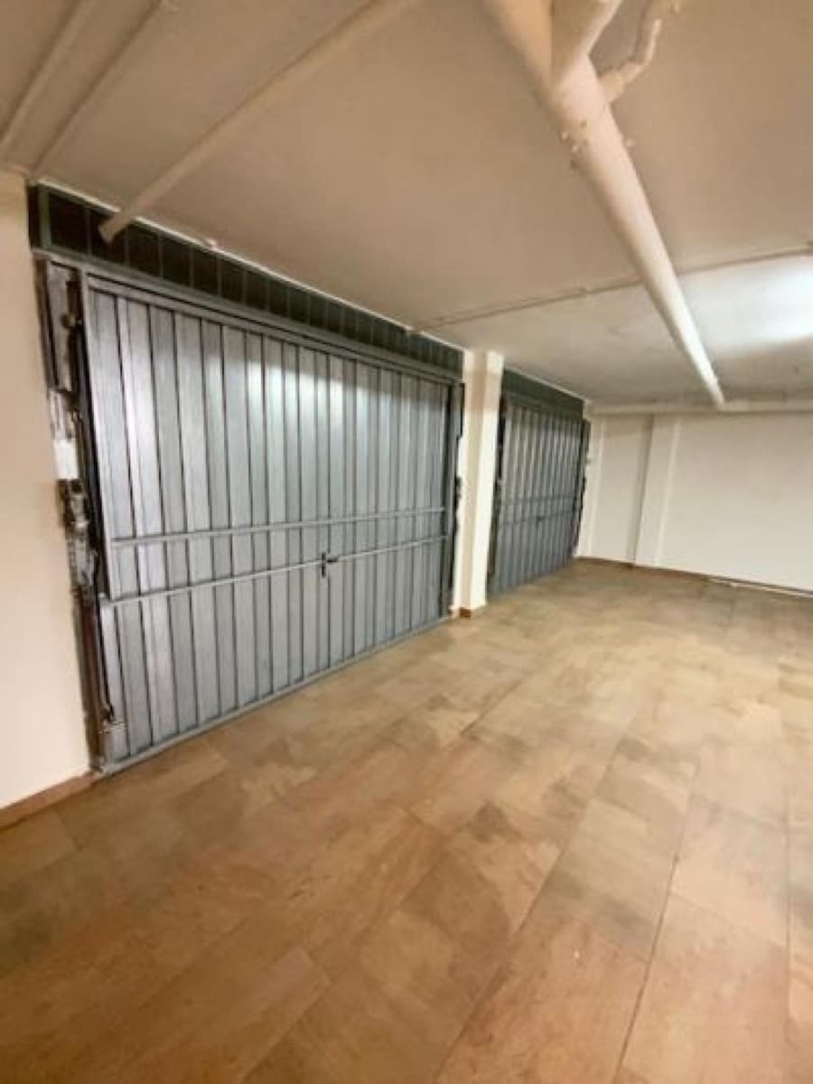 4 slaapkamer Villa te koop in Roldan met zwembad garage - € 232.705 (Ref: 9869355)