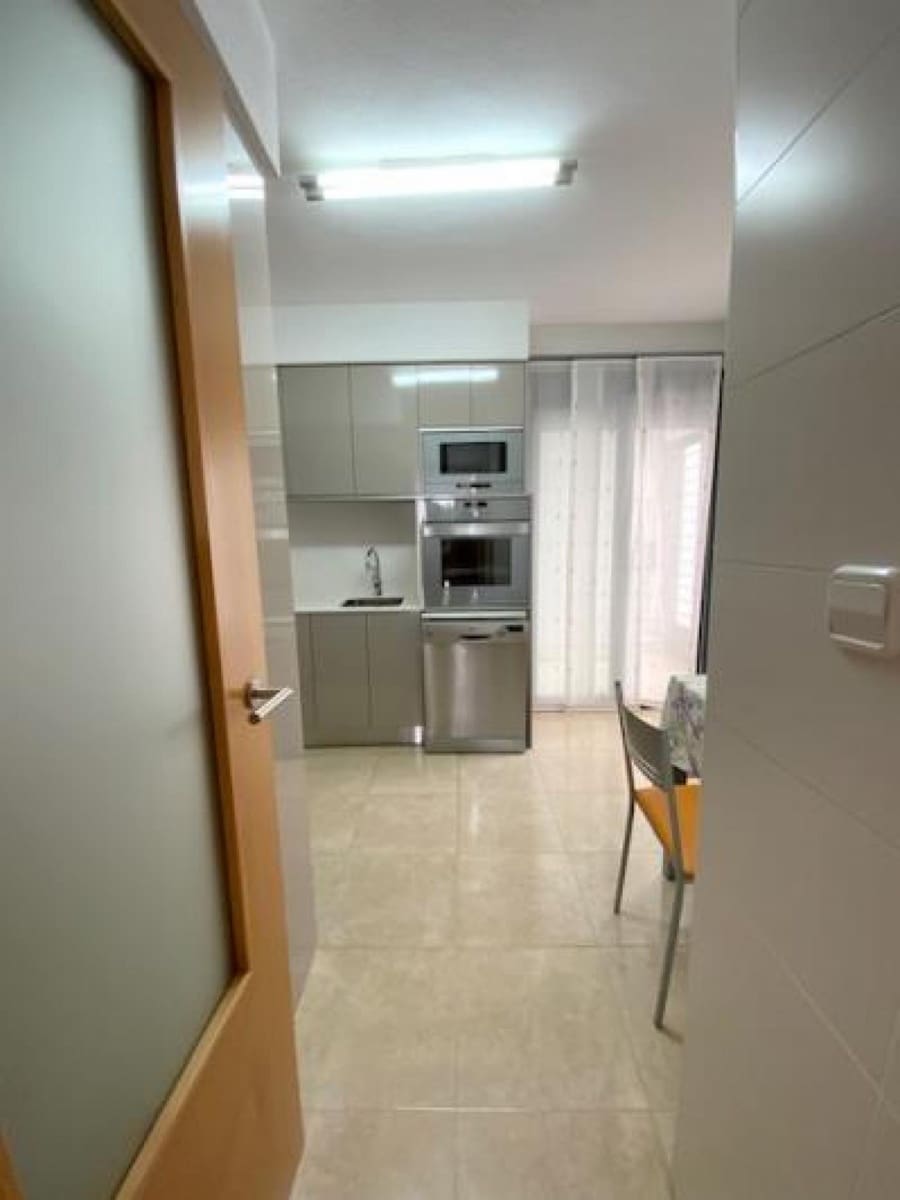 4 slaapkamer Villa te koop in Roldan met zwembad garage - € 232.705 (Ref: 9869355)