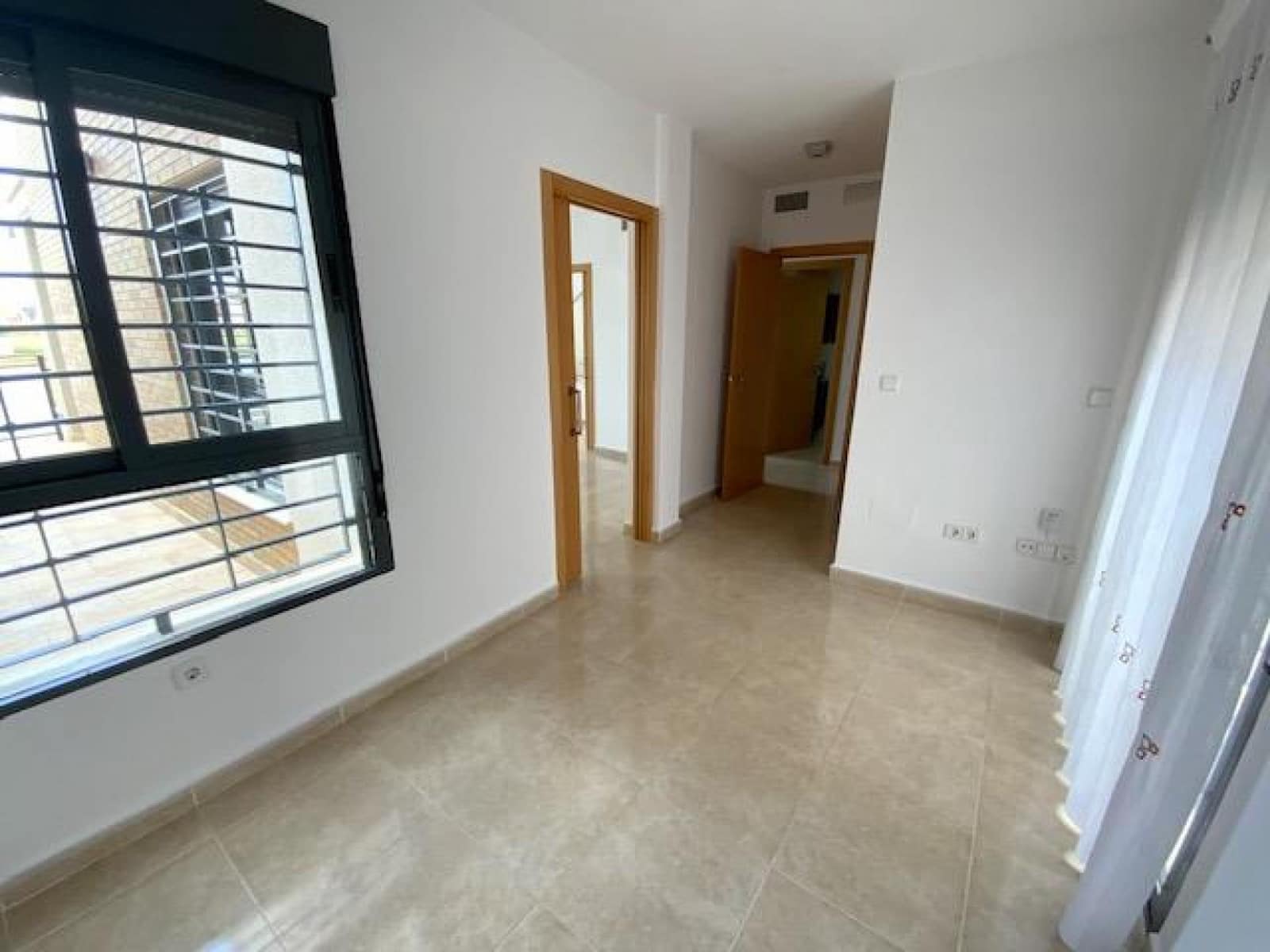 4 slaapkamer Villa te koop in Roldan met zwembad garage - € 232.705 (Ref: 9869355)