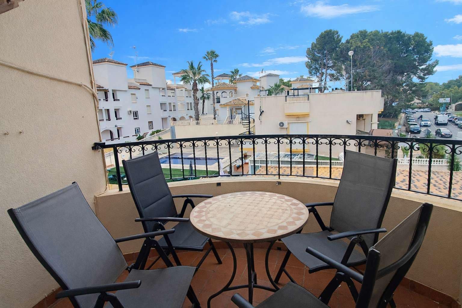 2 bedroom Apartment for sale in Villamartin - € 164,999 (Ref: 9869368)