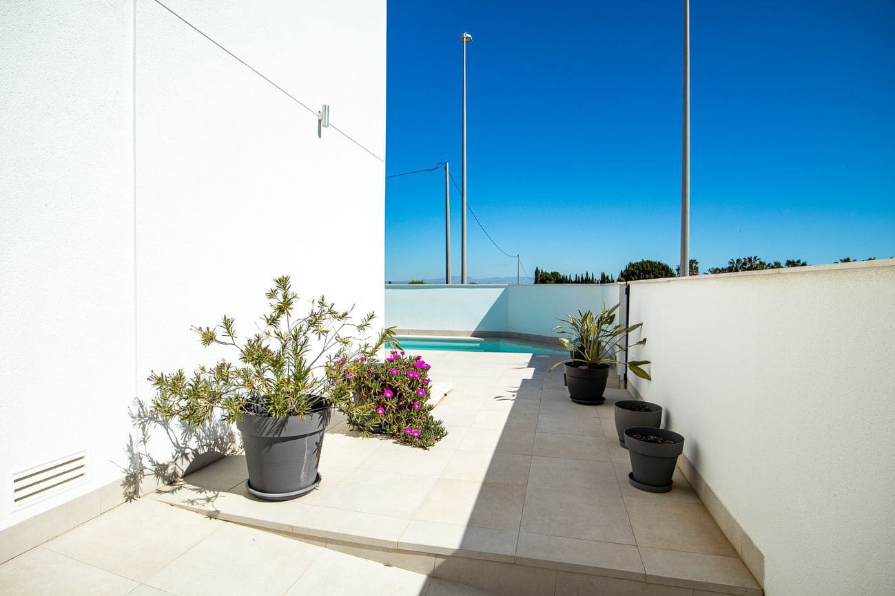 3 sovrum Villa till salu i Daya Vieja med pool - 379 000 € (Ref: 9869371)