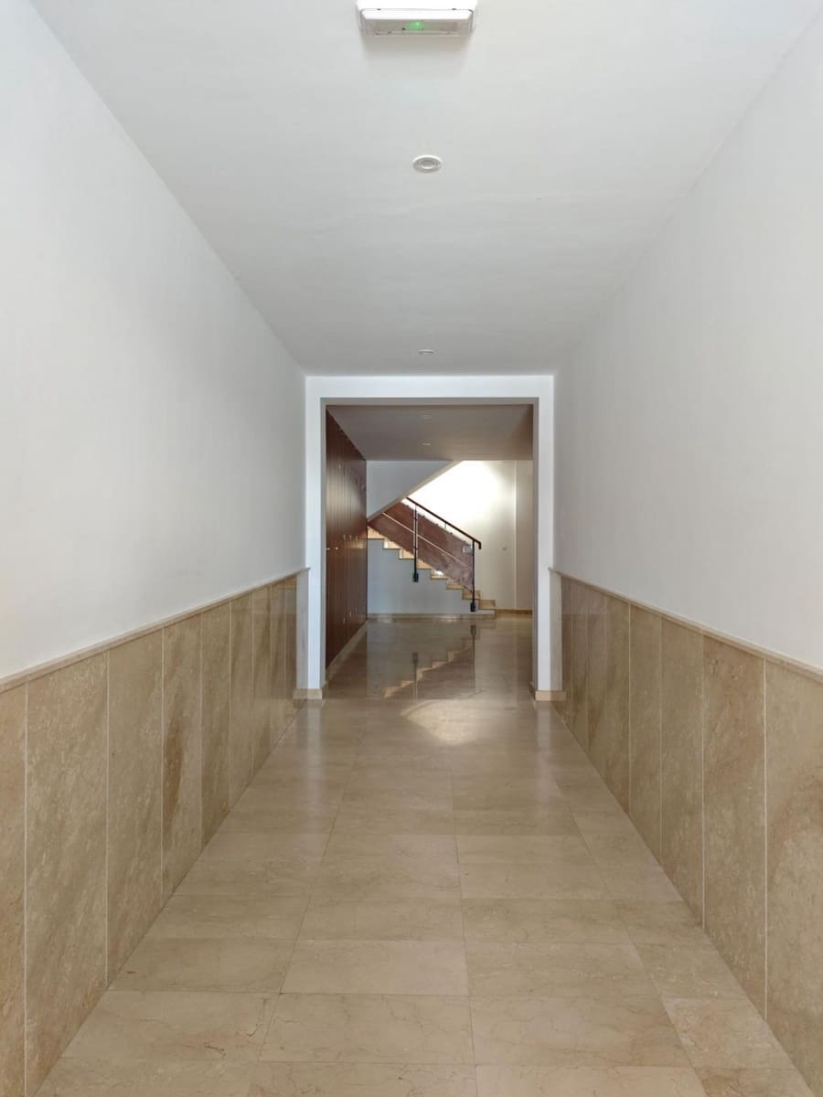 2 slaapkamer Appartement te koop in San Miguel de Salinas met zwembad - € 199.000 (Ref: 9869381)