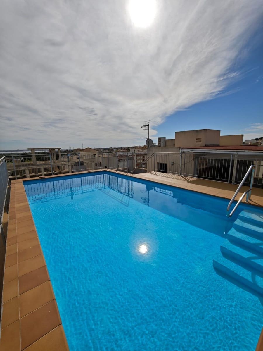 2 slaapkamer Appartement te koop in San Miguel de Salinas met zwembad - € 225.000 (Ref: 9869382)