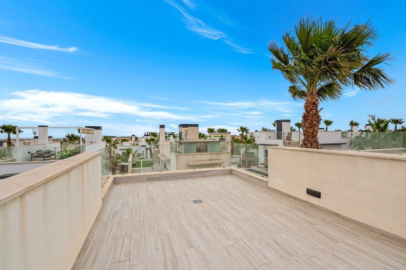 3 sovrum Villa till salu i Orihuela Costa med pool - 425 000 € (Ref: 9869391)