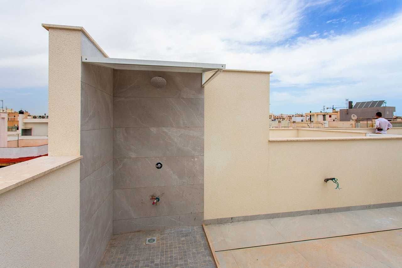 2 makuuhuone Huoneisto myytävänä paikassa Torrevieja - 280 000 € (Ref: 9869395)