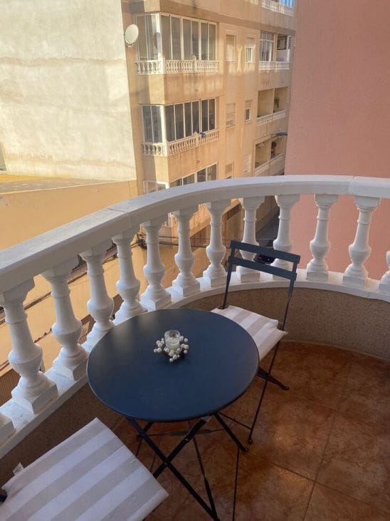 2 sypialnia Apartament na sprzedaż w Torrevieja - 129 900 € (Ref: 9869397)