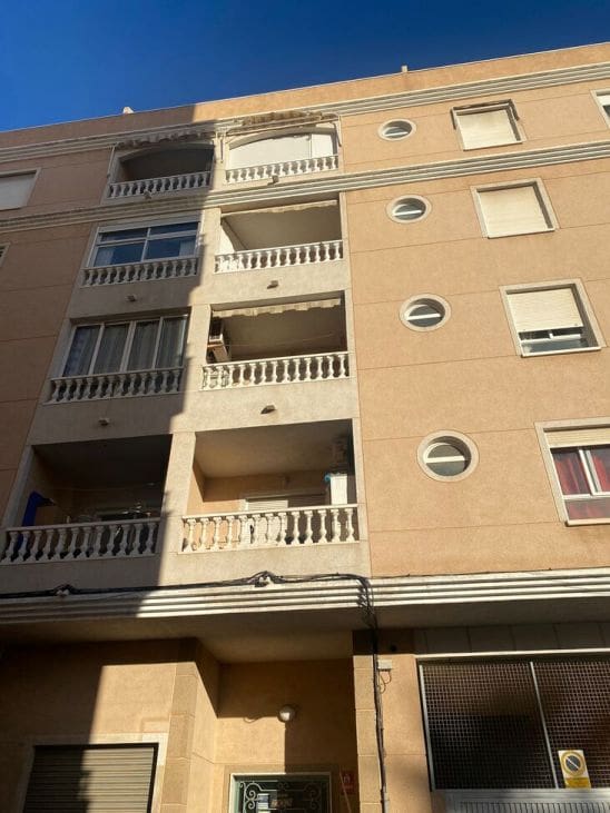 2 sypialnia Apartament na sprzedaż w Torrevieja - 129 900 € (Ref: 9869397)