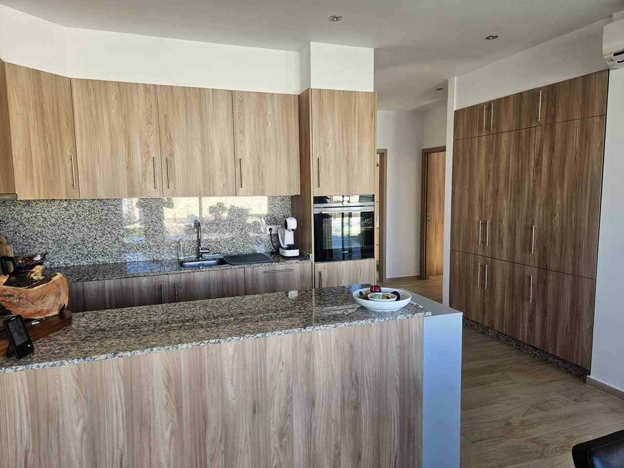 4 bedroom Villa for sale in Torrevieja - € 775,000 (Ref: 9869410)