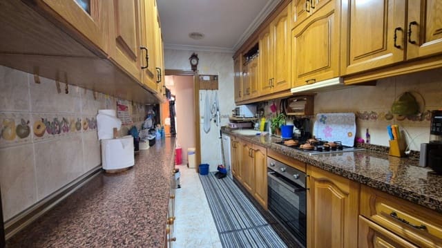 3 makuuhuone Huoneisto myytävänä paikassa Centro, Torrevieja - 250 000 € (Ref: 9869427)