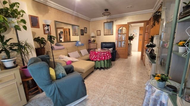 3 makuuhuone Huoneisto myytävänä paikassa Centro, Torrevieja - 250 000 € (Ref: 9869427)