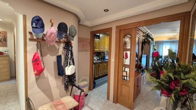 3 makuuhuone Huoneisto myytävänä paikassa Centro, Torrevieja - 250 000 € (Ref: 9869427)