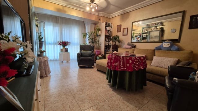 3 makuuhuone Huoneisto myytävänä paikassa Centro, Torrevieja - 250 000 € (Ref: 9869427)