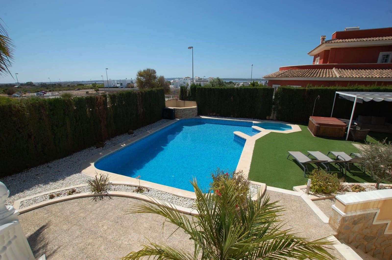 Chalet de 5 habitaciones en Rojales en venta - 850.000 € (Ref: 9869435)