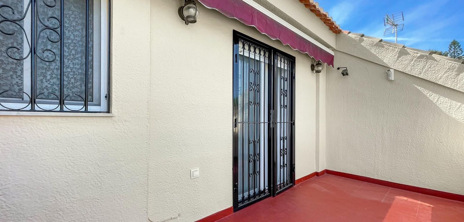 3 Zimmer Reihenhaus zu verkaufen in Torrevieja - 320.000 € (Ref: 9869440)