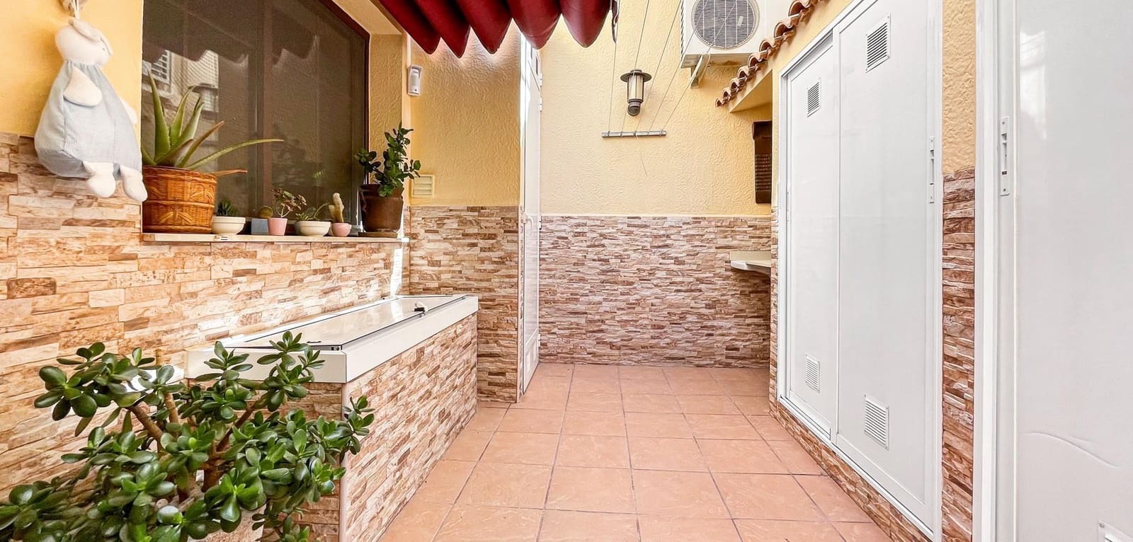 3 Zimmer Reihenhaus zu verkaufen in Torrevieja - 320.000 € (Ref: 9869440)