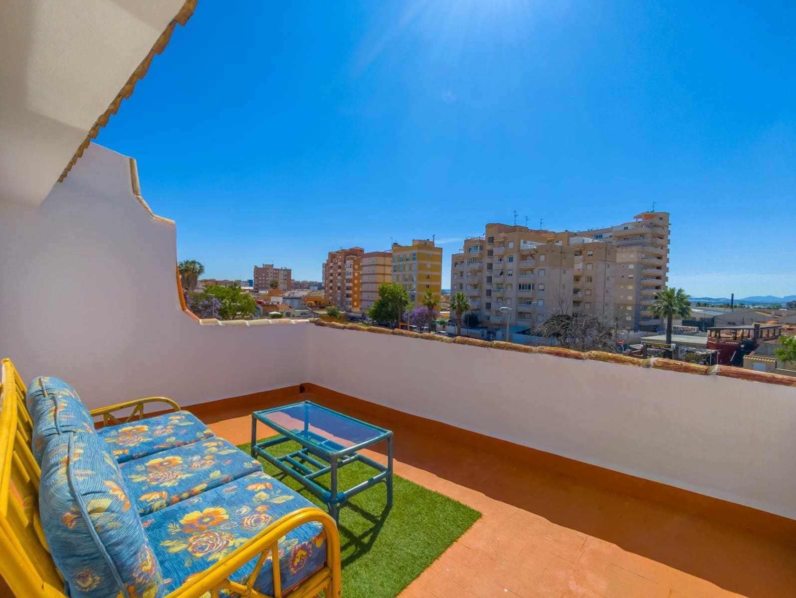 3 makuuhuone Omakotitalo myytävänä paikassa Torrevieja - 185 000 € (Ref: 9869442)