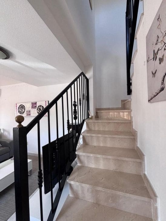 3 sovrum Radhus till salu i Filipinas med pool - 219 000 € (Ref: 9869445)