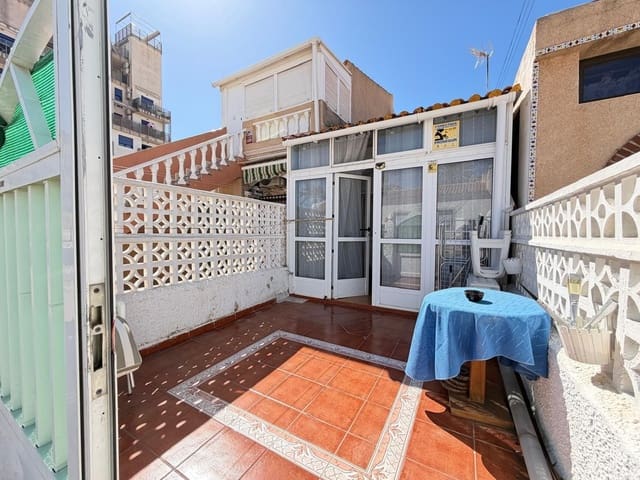 1 makuuhuone Omakotitalo myytävänä paikassa Playa del Cura, Torrevieja - 133 000 € (Ref: 9869449)
