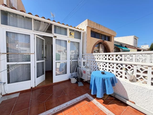 1 makuuhuone Omakotitalo myytävänä paikassa Playa del Cura, Torrevieja - 133 000 € (Ref: 9869449)