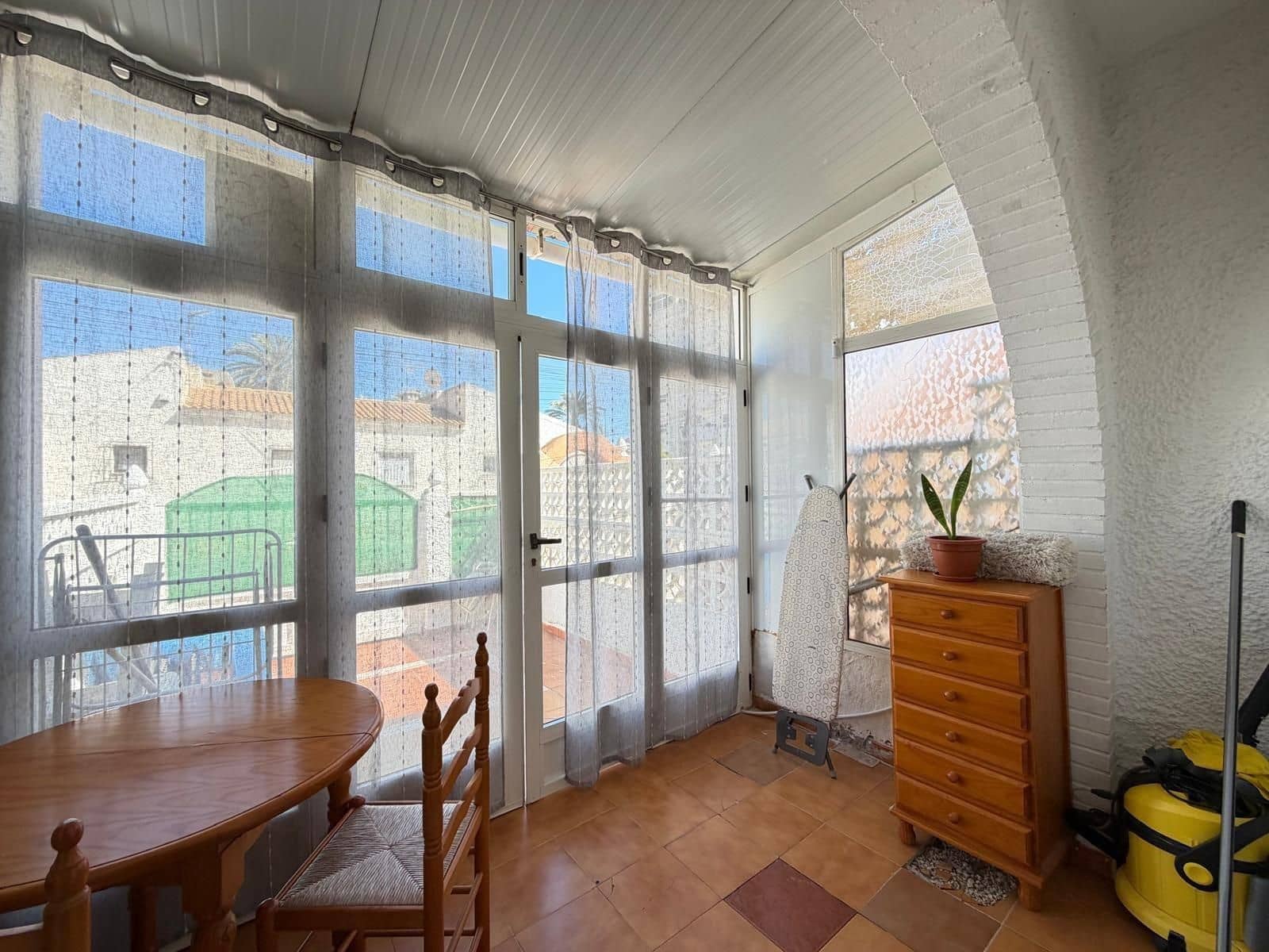 1 makuuhuone Omakotitalo myytävänä paikassa Torrevieja - 133 000 € (Ref: 9869449)