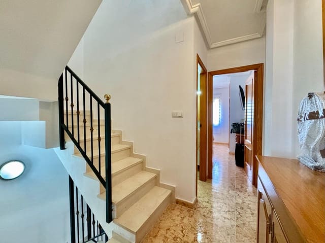 3 sovrum Hus till salu i Las Filipinas med pool - 185 000 € (Ref: 9869456)