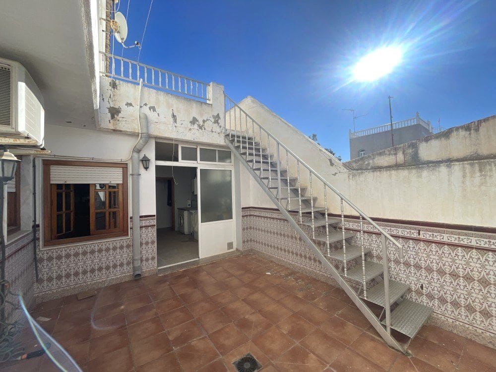 Casa de 5 habitaciones en Ciudad Quesada en venta - 212.500 € (Ref: 9869461)