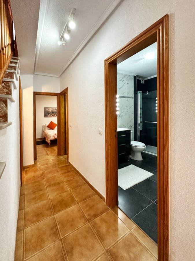 Adosado de 3 habitaciones en Orihuela Costa en venta - 349.000 € (Ref: 9869465)