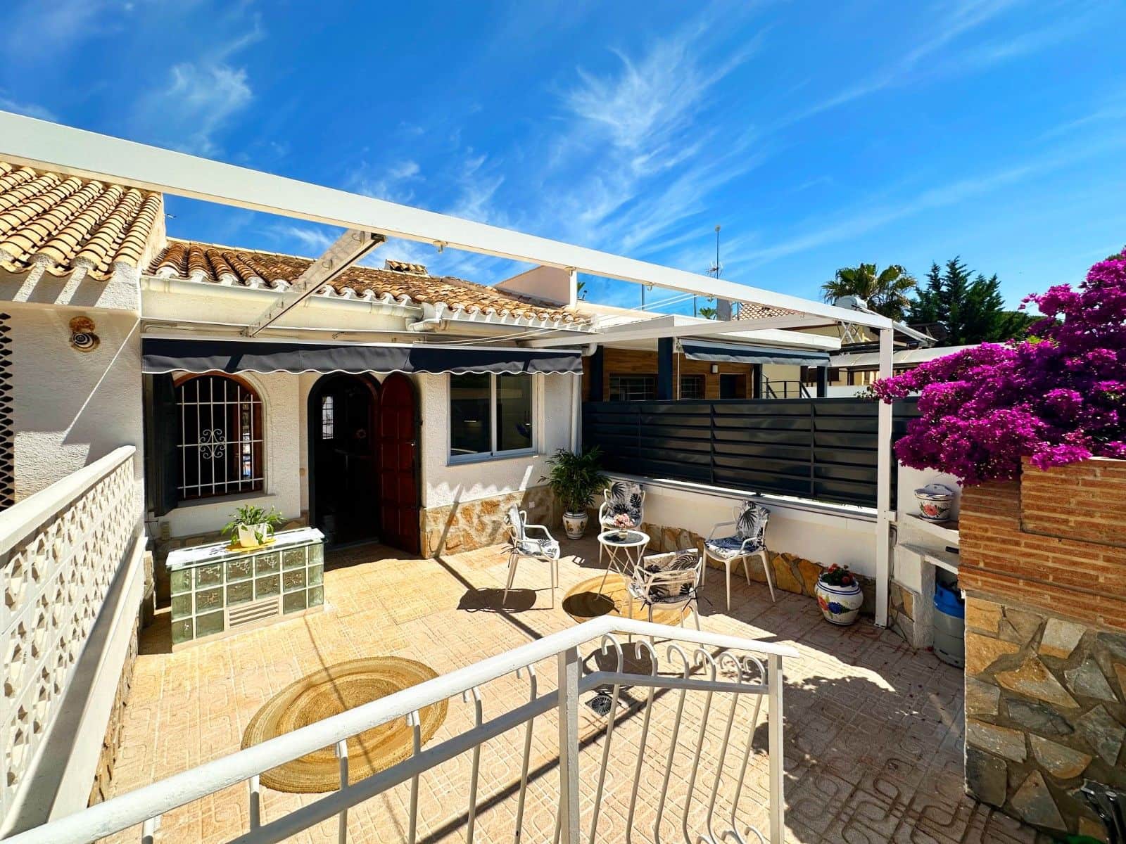 Adosado de 3 habitaciones en Orihuela Costa en venta - 349.000 € (Ref: 9869465)