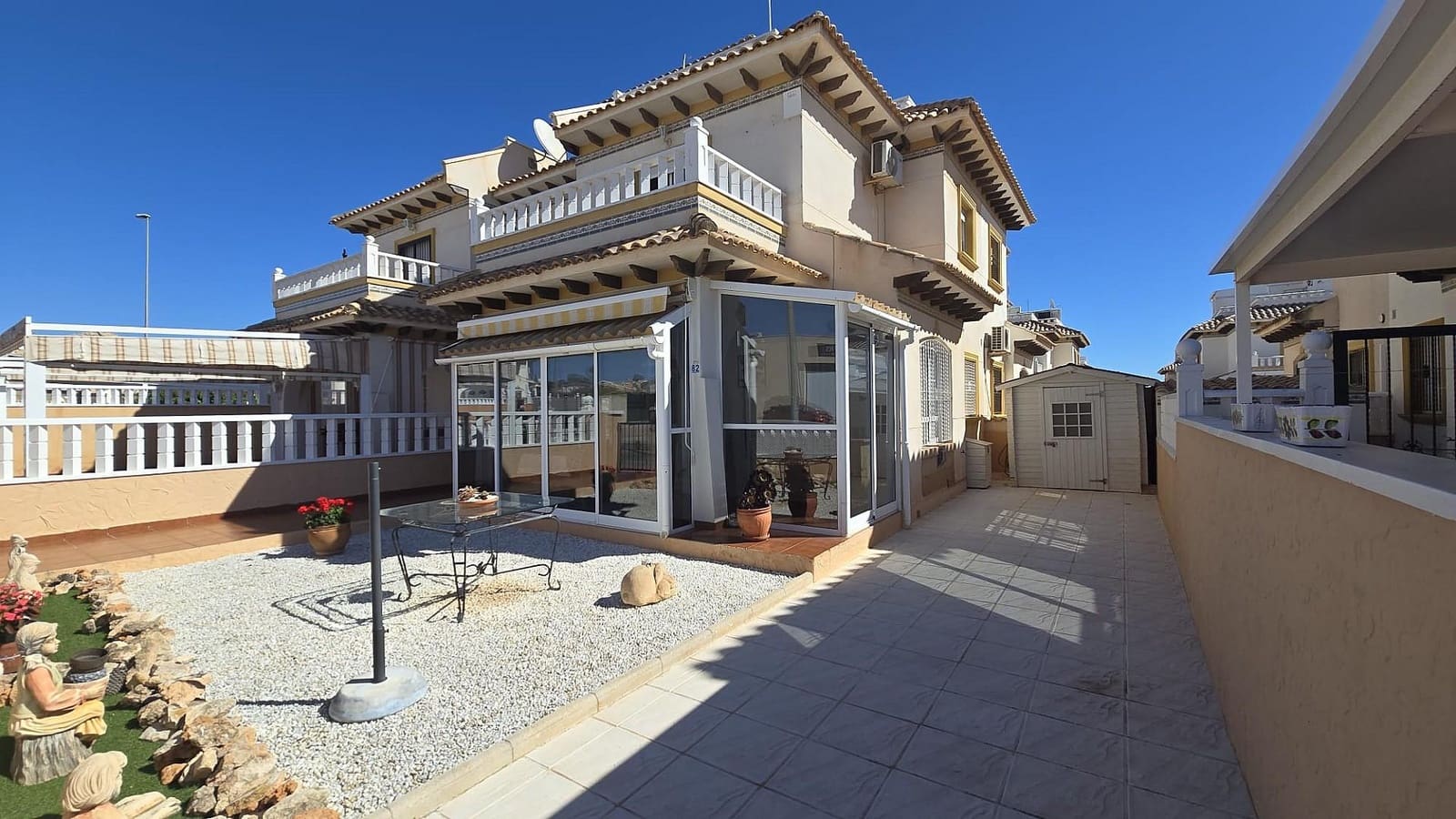 2 bedroom Townhouse for sale in Orihuela Costa - € 249,000 (Ref: 9869481)