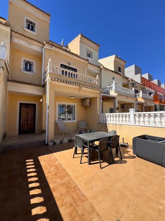 3 slaapkamer Huis te koop in Orihuela Costa - € 229.995 (Ref: 9869487)