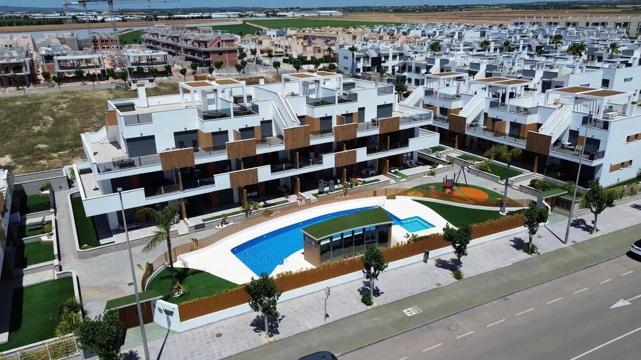 2 soveværelse Lejlighed til salg i Pilar de la Horadada med swimmingpool - € 289.000 (Ref: 9871920)