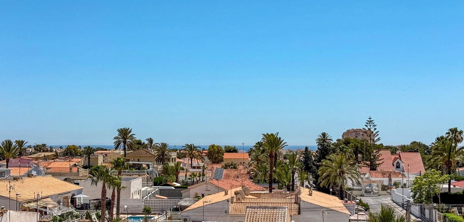2 soverom Leilighet til salgs i Torrevieja - € 149 000 (Ref: 9882024)