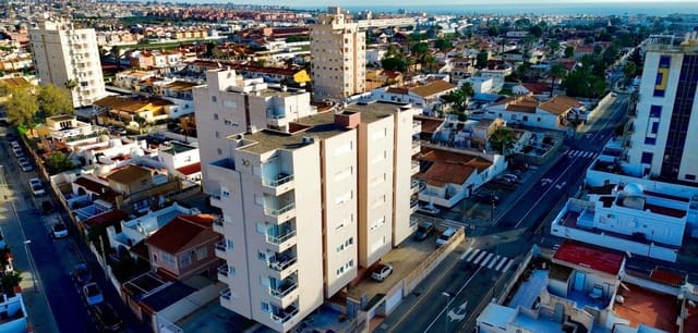 2 soverom Leilighet til salgs i Playa del Cura, Torrevieja - € 149 000 (Ref: 9882024)