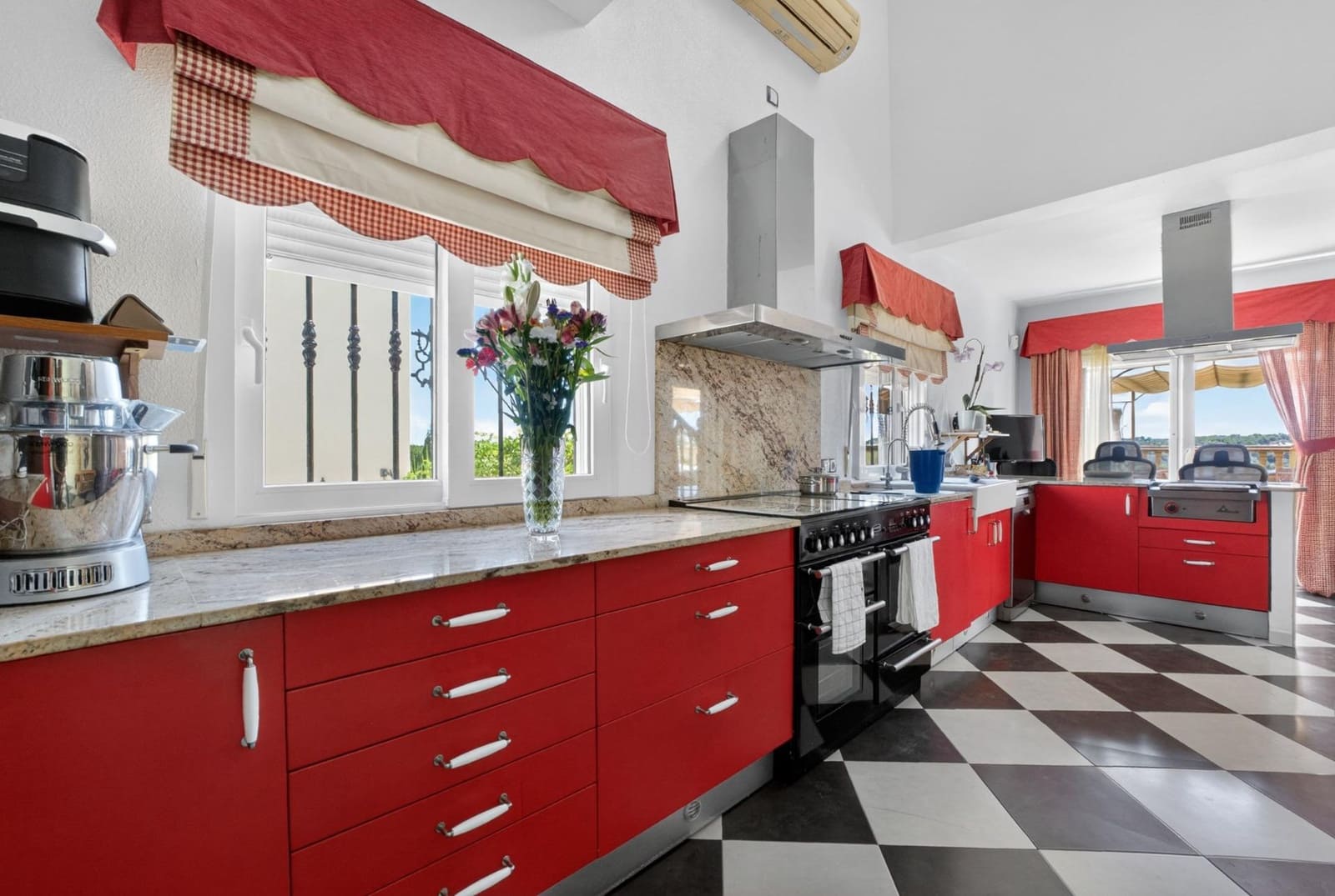 5 Zimmer Villa zu verkaufen in Las Ramblas Golf mit Pool Garage - 635.000 € (Ref: 9892468)