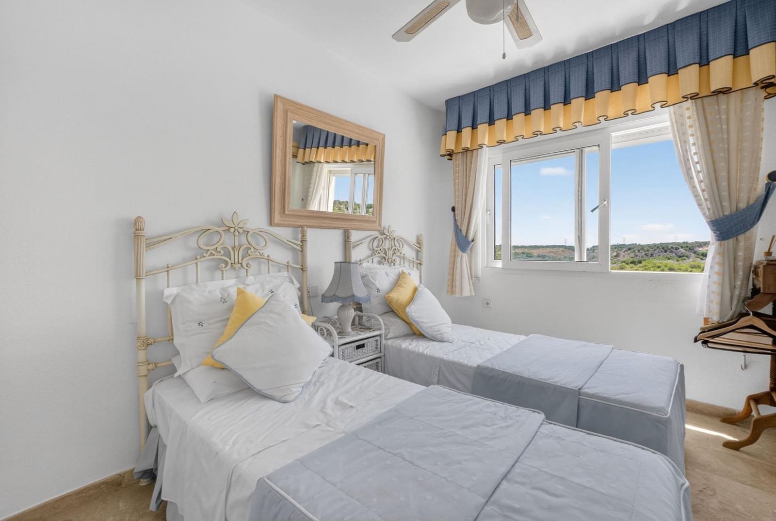 5 Zimmer Villa zu verkaufen in Las Ramblas Golf mit Pool Garage - 635.000 € (Ref: 9892468)