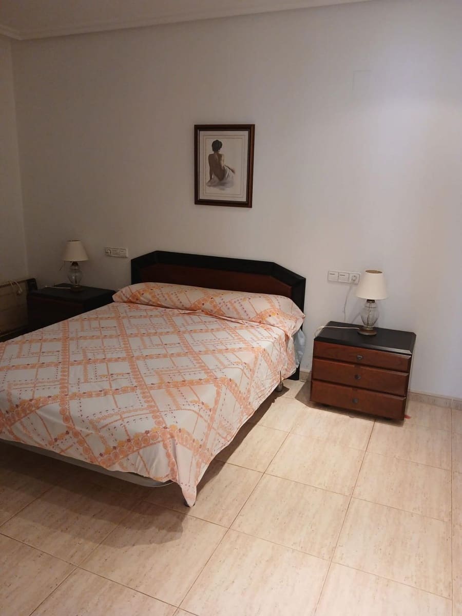 4 Zimmer Villa zu verkaufen in La Manga del Mar Menor - 580.000 € (Ref: 9915951)