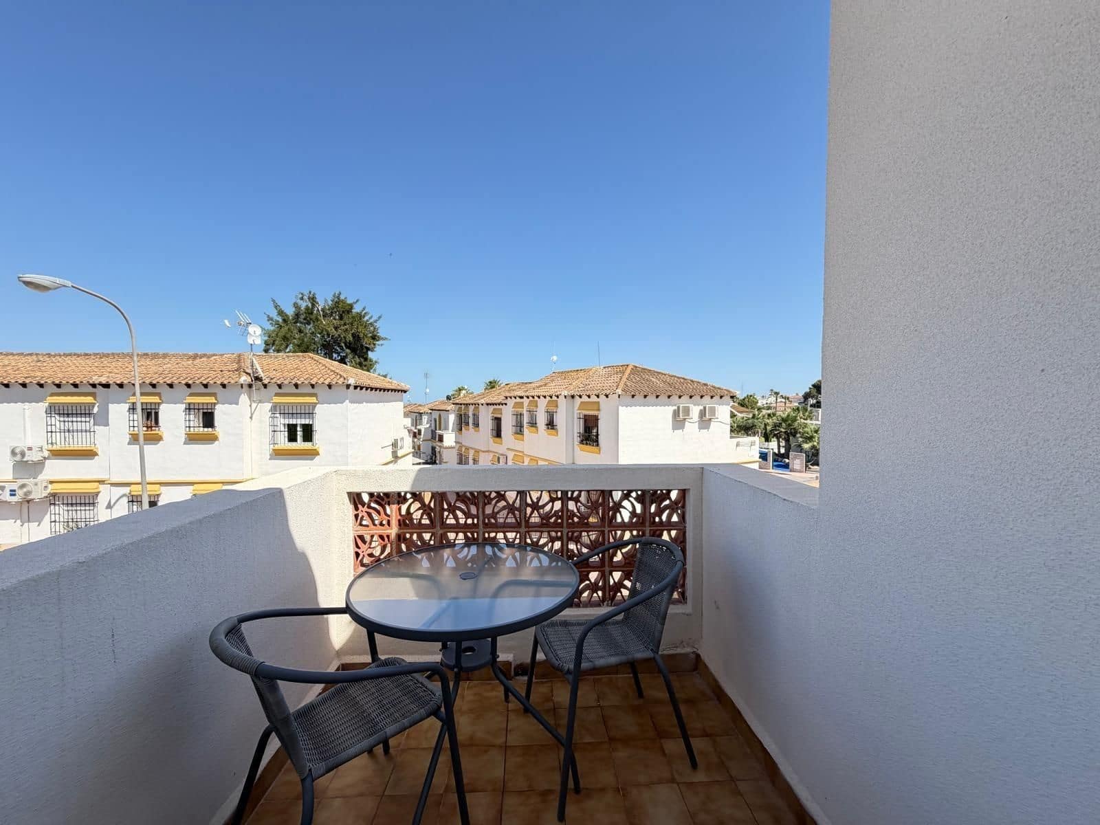 Apartamento de 1 habitación en San Miguel de Salinas en venta con piscina - 125.000 € (Ref: 9915966)