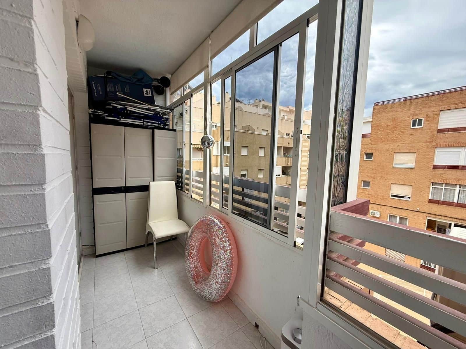 1 soveværelse Lejlighed til salg i Torrevieja med swimmingpool - € 108.900 (Ref: 9915967)