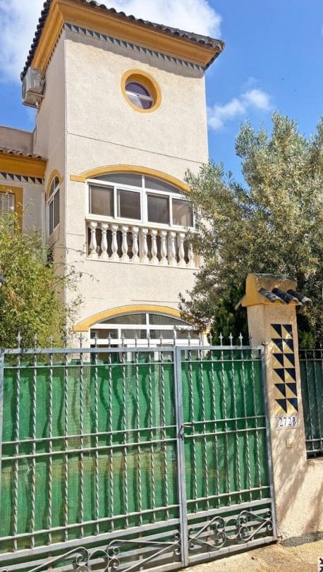 2 camera da letto Bungalow in vendita in Guardamar del Segura con piscina - 159.500 € (Rif: 9915975)