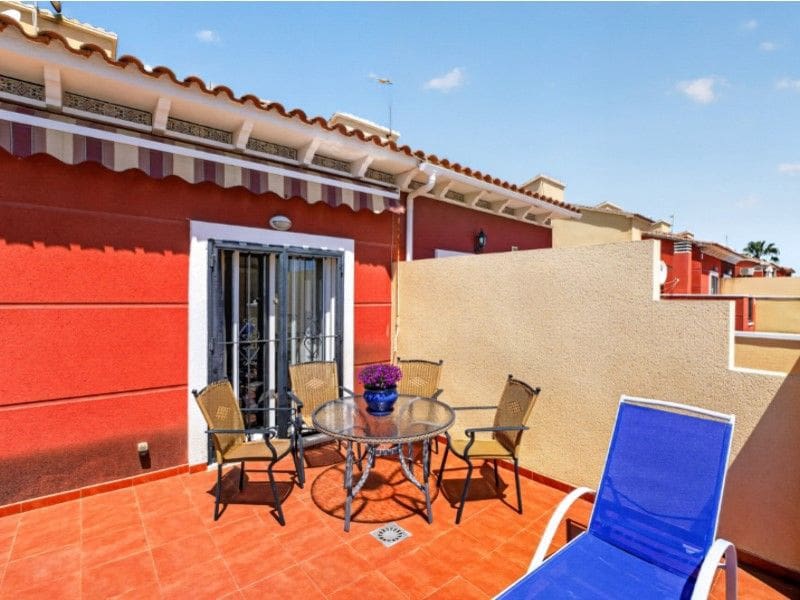 4 soveværelse Villa til salg i Torrevieja - € 317.000 (Ref: 9915976)
