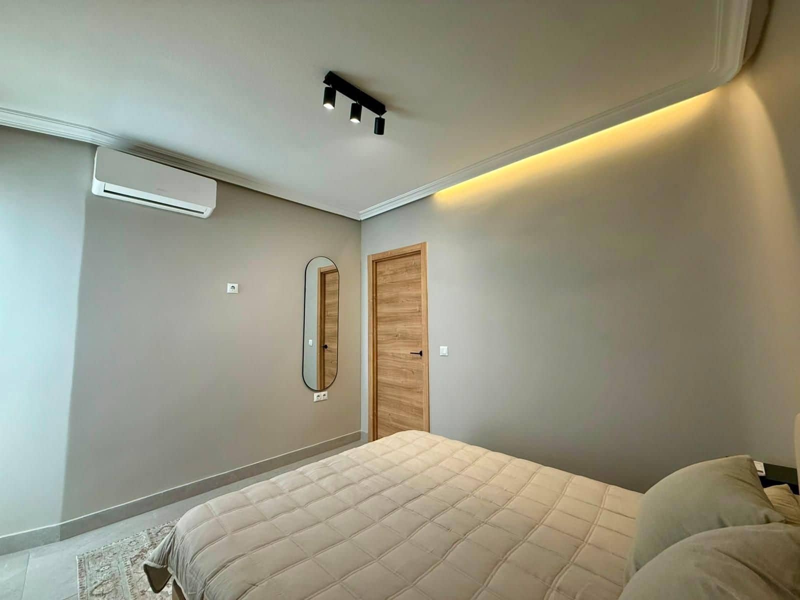 2 soveværelse Lejlighed til salg i Torrevieja - € 219.900 (Ref: 9931568)
