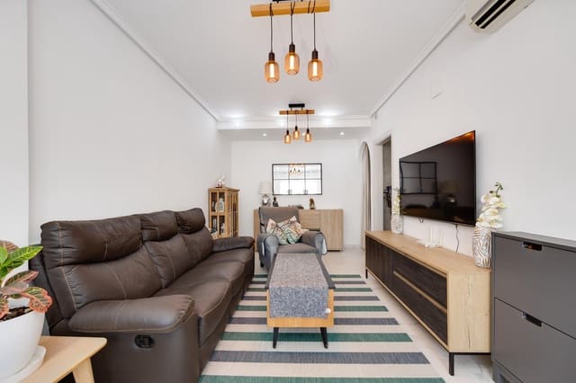 2 camera da letto Villetta a Schiera in vendita in Torrevieja con piscina - 185.000 € (Rif: 9931573)