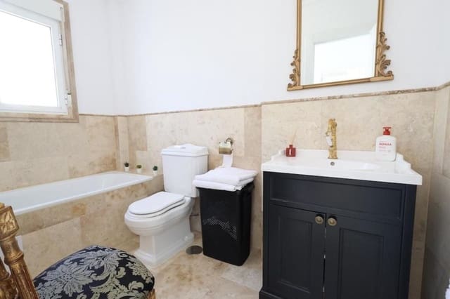 3 soverom Villa til salgs i Las Filipinas - € 250 000 (Ref: 9954316)