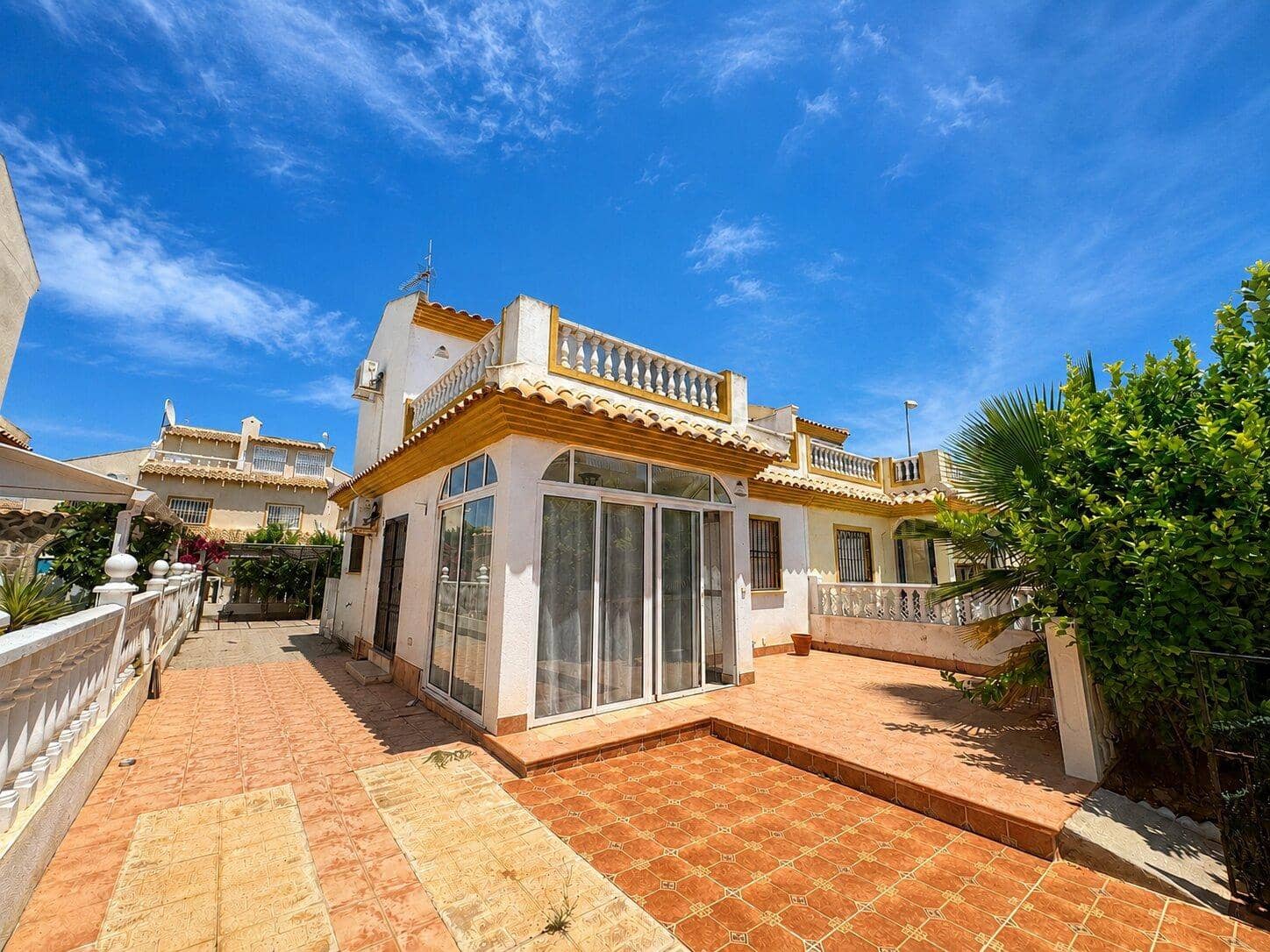 3 sovrum Hus till salu i Playa Flamenca med pool garage - 249 995 € (Ref: 9954331)