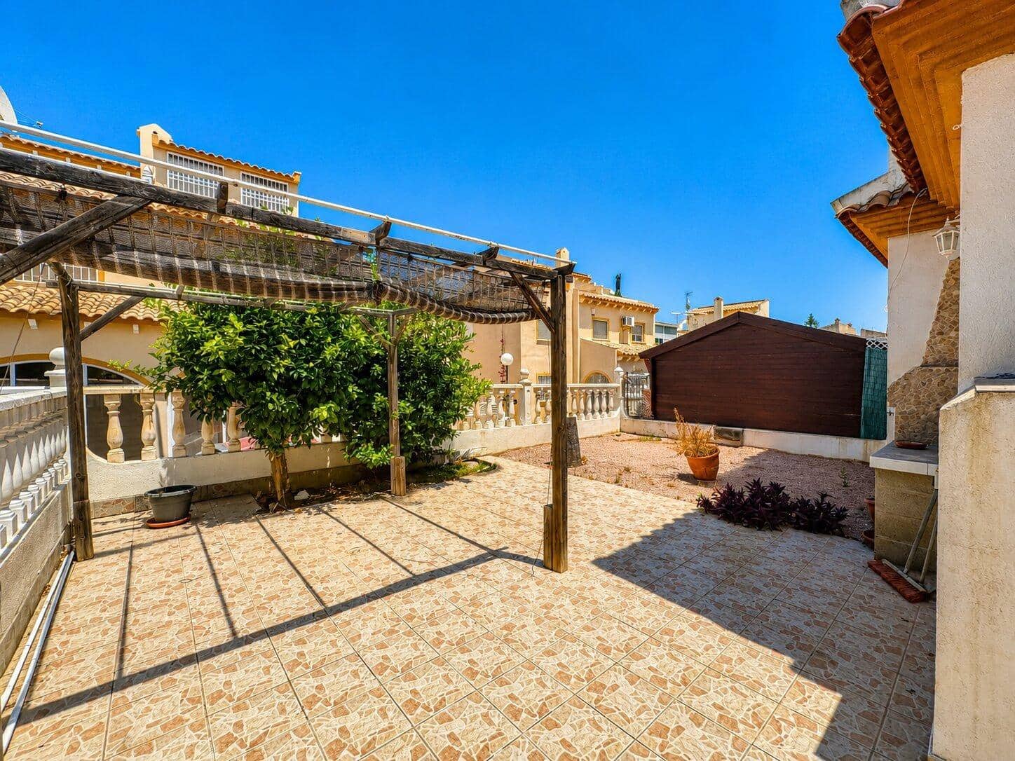 3 sovrum Hus till salu i Playa Flamenca med pool garage - 249 995 € (Ref: 9954331)