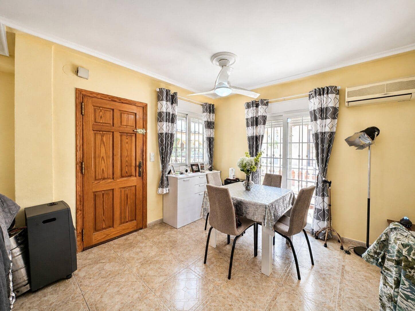 3 bedroom Townhouse for sale in Playa Flamenca with pool garage - € 294,950 (Ref: 9959868)