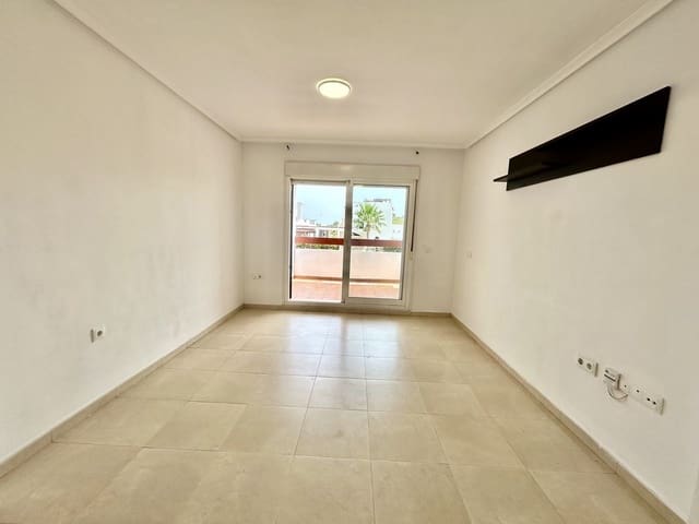 Apartamento de 2 habitaciones en Villamartin, Orihuela en venta - 189.000 € (Ref: 9962799)