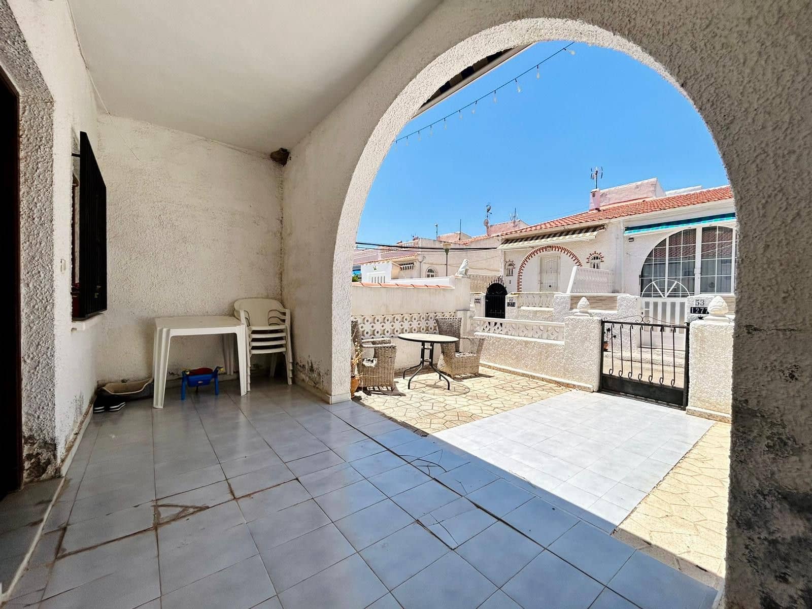 2 slaapkamer Bungalow te koop in Torrevieja - € 114.000 (Ref: 9962801)