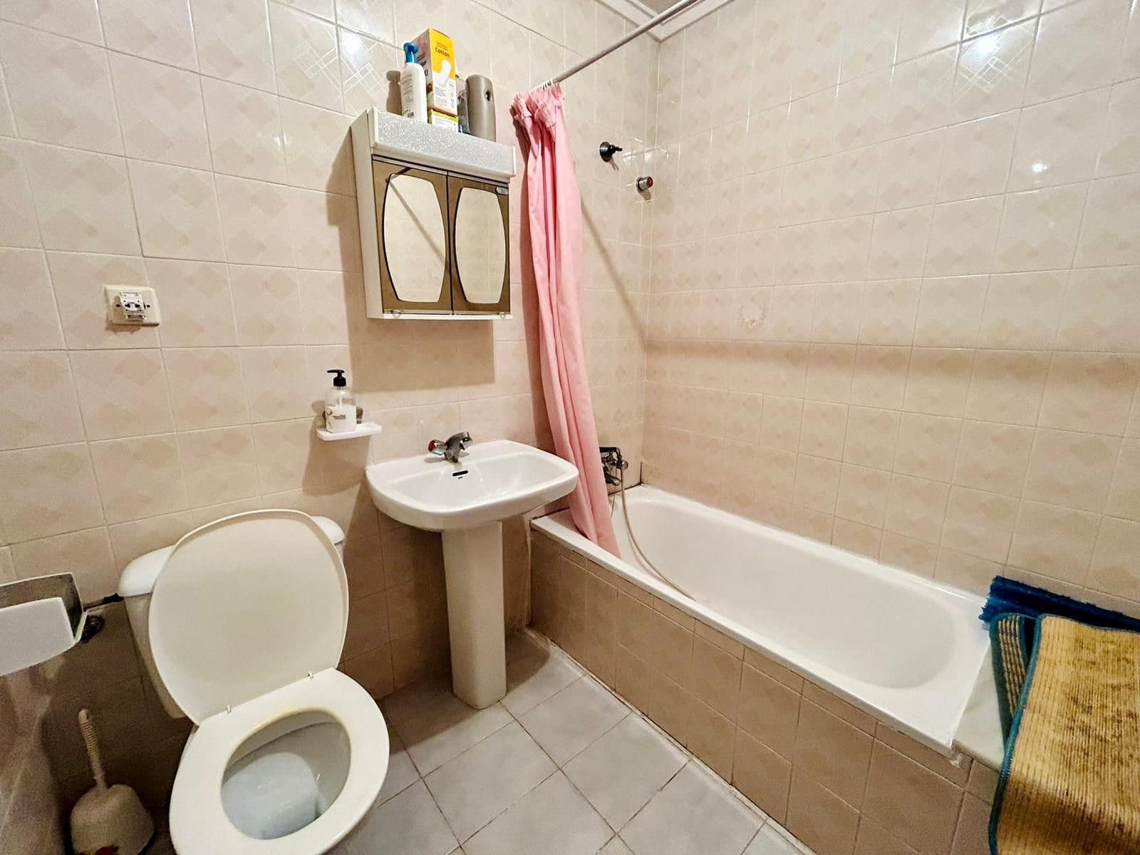 2 slaapkamer Bungalow te koop in Torrevieja - € 114.000 (Ref: 9962801)